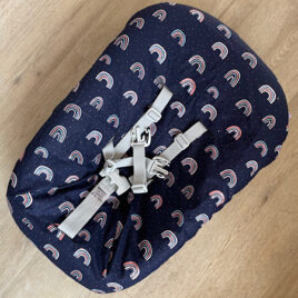 Stokke Newborn hoes nieuw model! Regenboog blauw