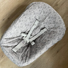 Stokke Newborn hoes nieuw model! Bloemetjes grijs